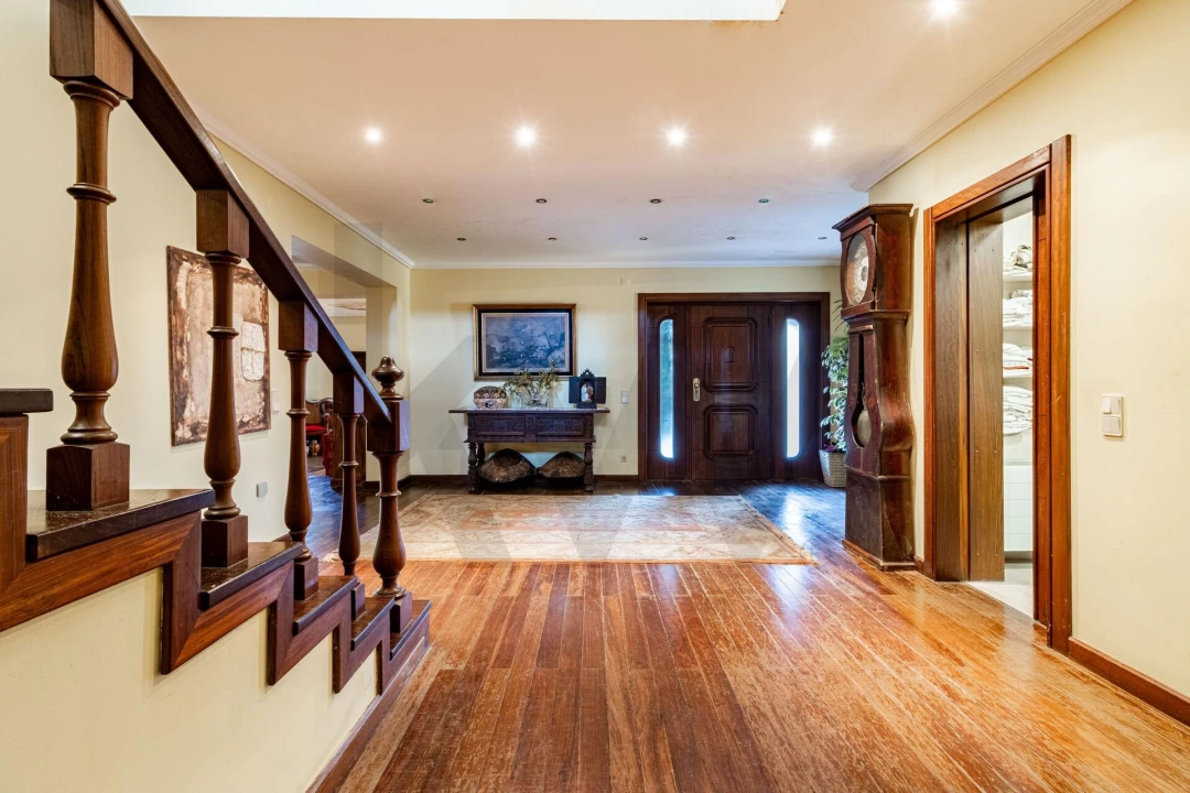 Moradia T5 para Venda em São João da Madeira Foto 4