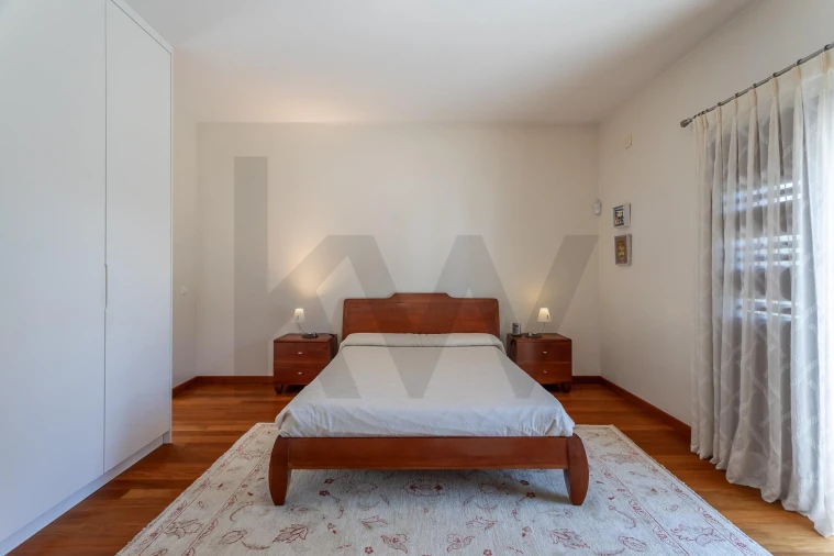 Moradia T4 para Venda em Olhalvo Foto 47