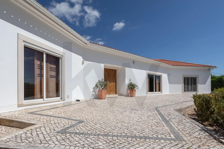 Moradia T4 para Venda em Olhalvo Foto 67