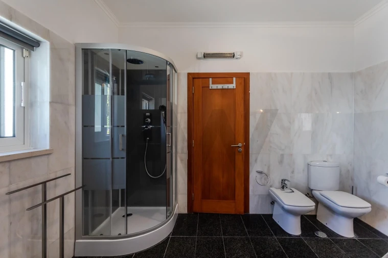 Moradia T4 para Venda em Olhalvo Foto 53