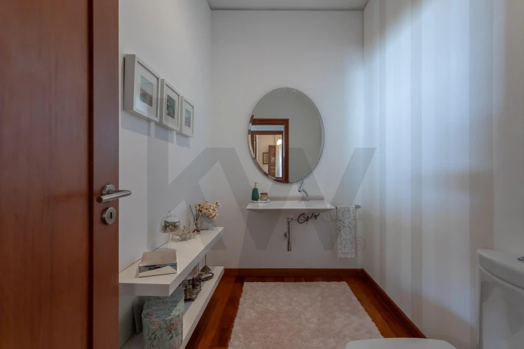 Moradia T4 para Venda em Olhalvo Foto 56