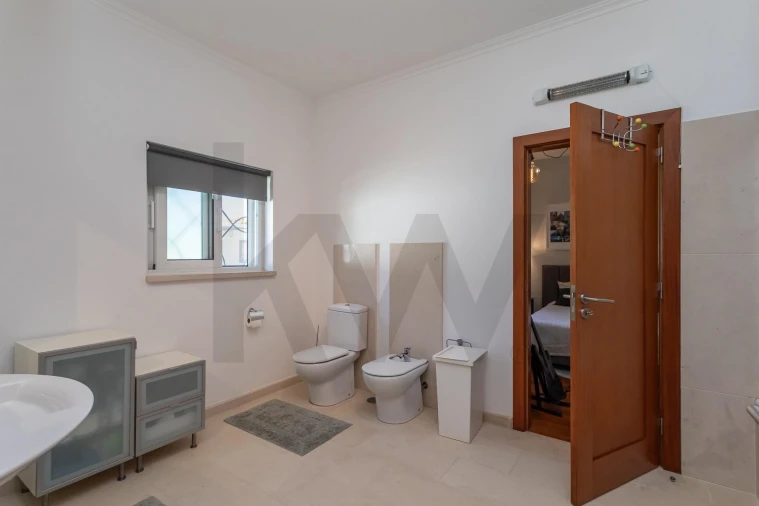 Moradia T4 para Venda em Olhalvo Foto 37