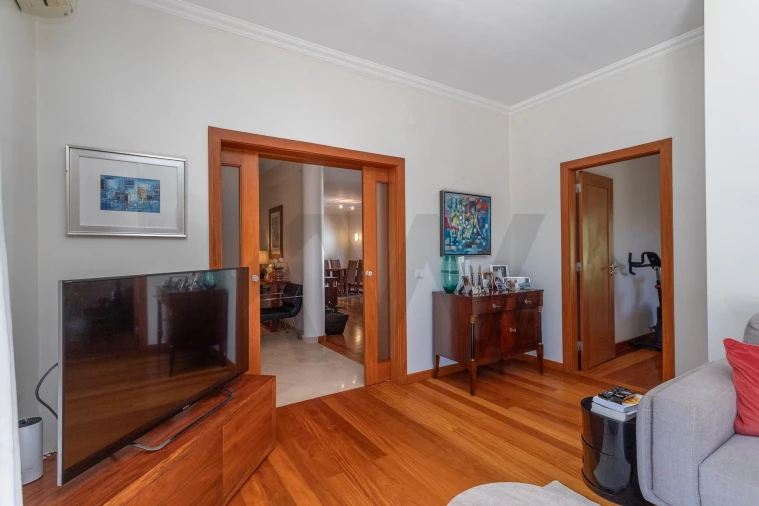 Moradia T4 para Venda em Olhalvo Foto 33