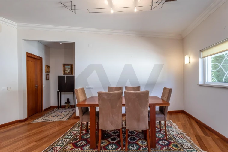 Moradia T4 para Venda em Olhalvo Foto 29