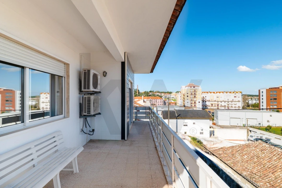 Moradia T5 para Venda em Alenquer (Santo Estêvão e Triana) Foto 18