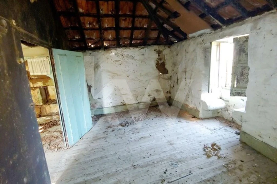 Quinta T3 para Venda em Paredes de Viadores e Manhuncelos Foto 53