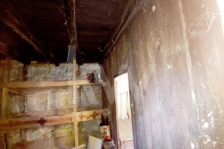 Quinta T3 para Venda em Paredes de Viadores e Manhuncelos Foto 50