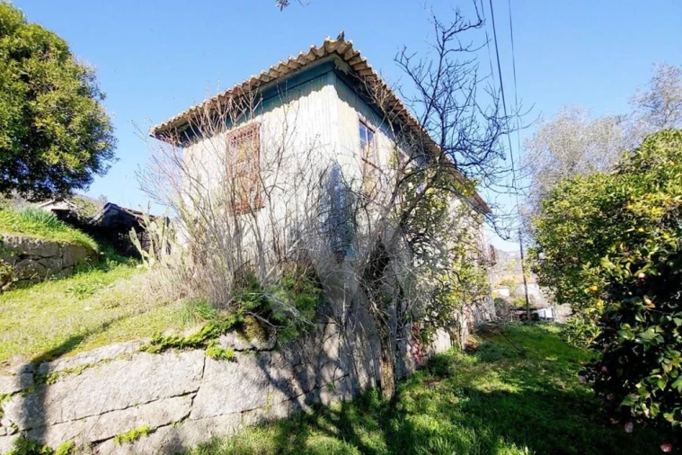 Quinta T3 para Venda em Paredes de Viadores e Manhuncelos Foto 51