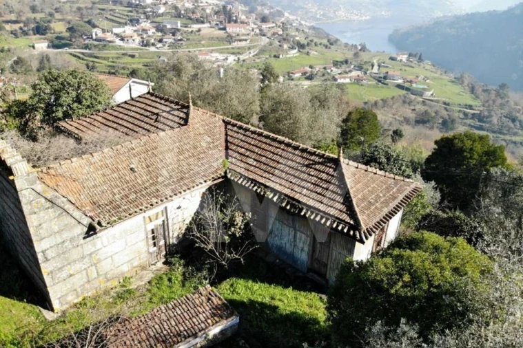 Quinta T3 para Venda em Paredes de Viadores e Manhuncelos Foto 70
