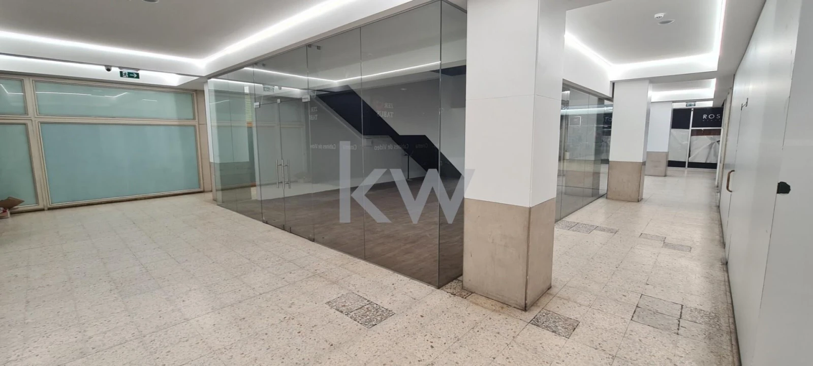 Escritório para Venda em Cedofeita, Santo Ildefonso, Sé, Miragaia, São Nicolau e Vitória Foto 4