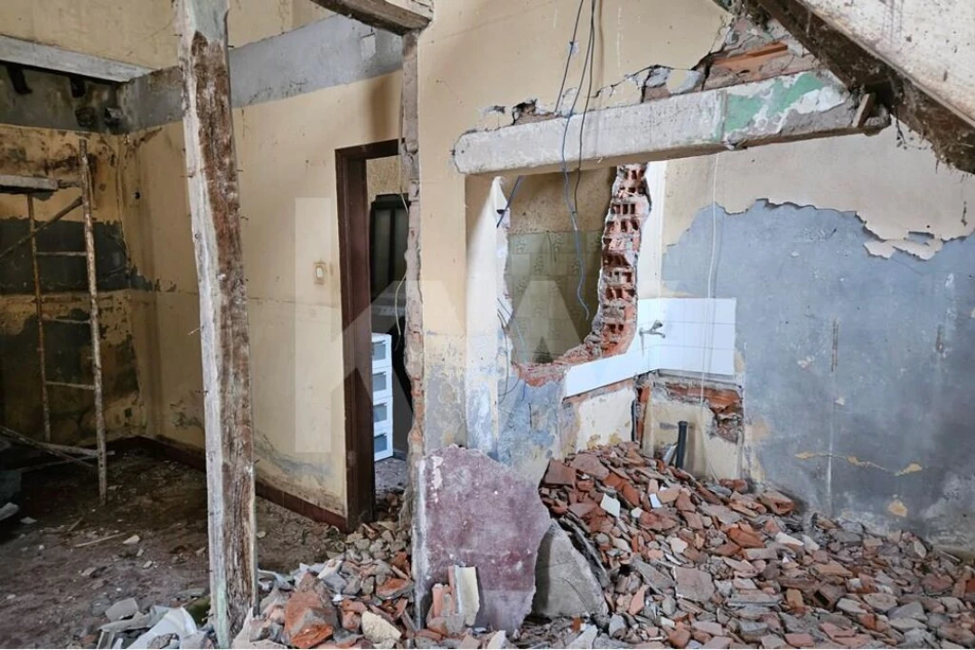 Moradia T3 para Venda em Miranda do Corvo Foto 8