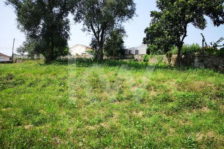 Terreno para Venda em Sandim, Olival, Lever e Crestuma Foto 3