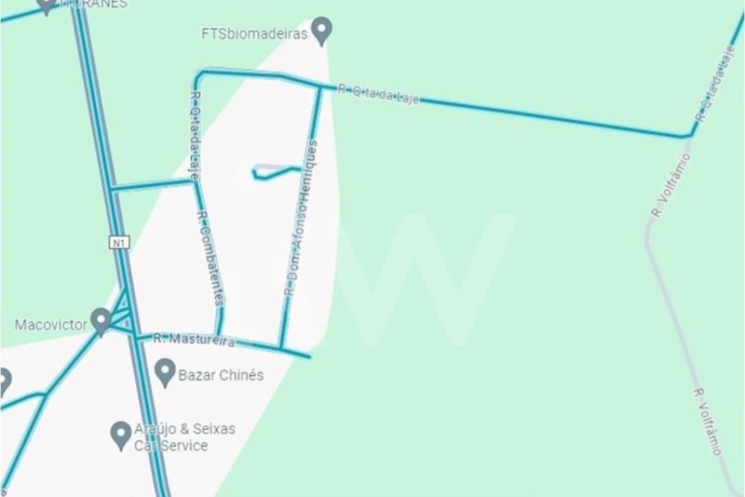 Terreno para Venda em Escapães Foto 2