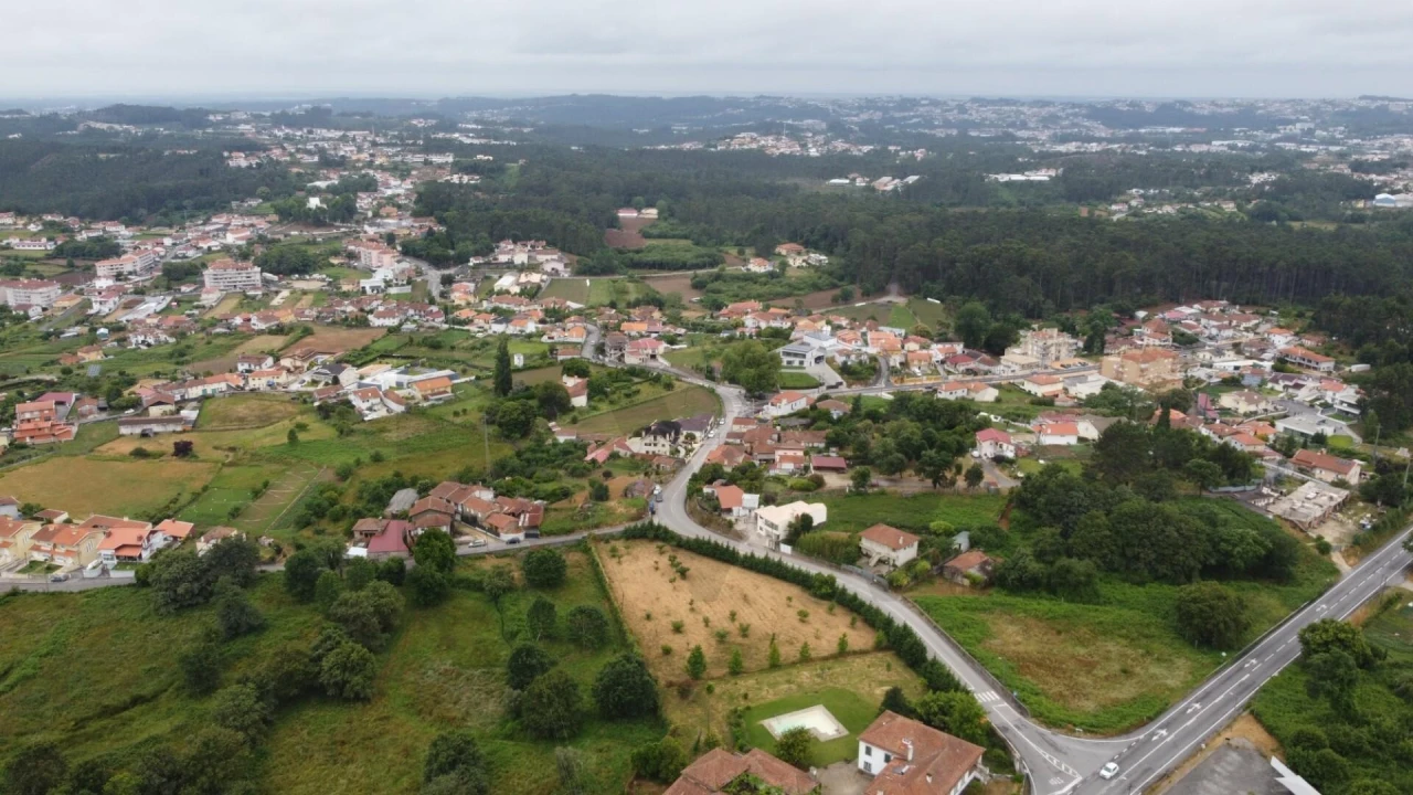 Terreno para Venda em Nogueira do Cravo e Pindelo Foto 2