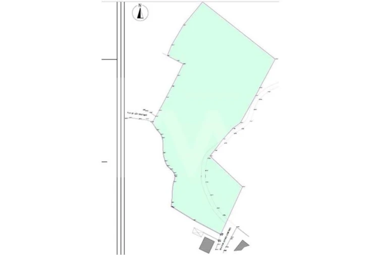 Terreno para Venda em Parada de Todeia Foto 2