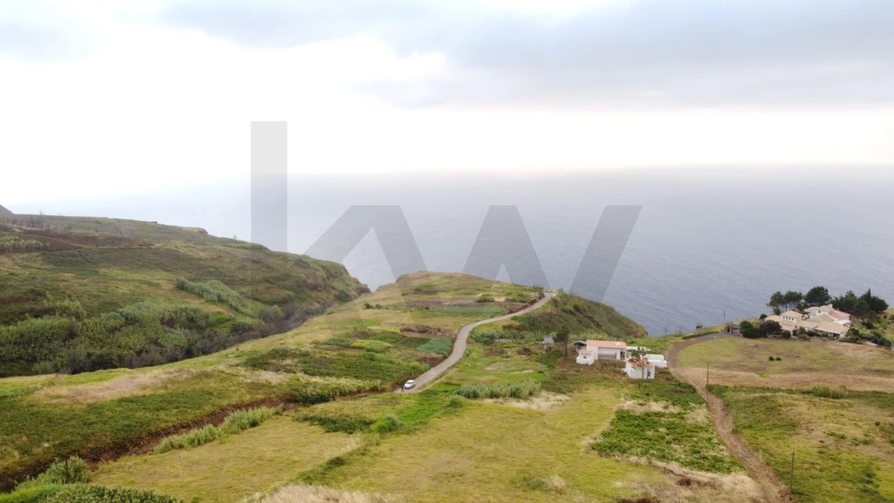 Terreno para Venda em Ponta do Pargo Foto 13