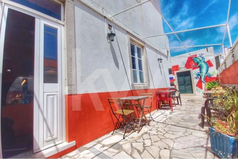 Prédio para Venda em Colares Foto 3