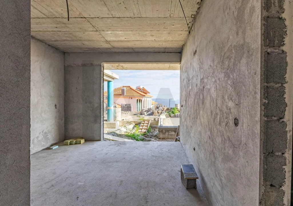 Moradia T3 para Venda em Agua de Pena Foto 9