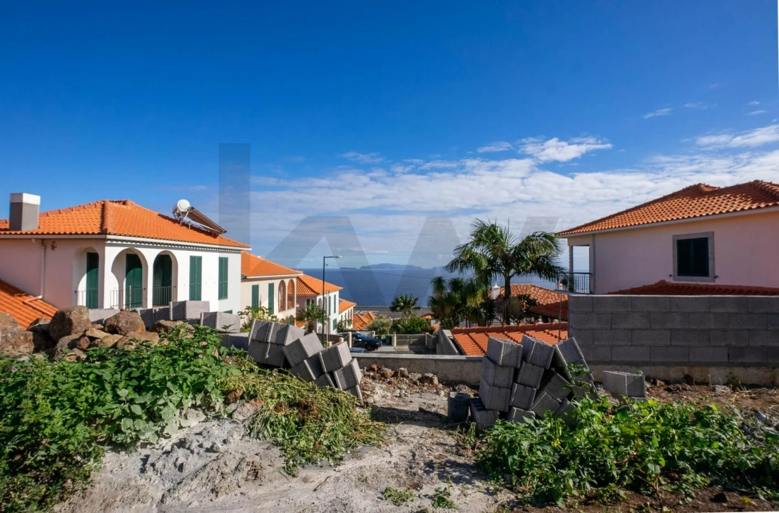 Moradia T3 para Venda em Agua de Pena Foto 5