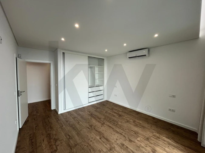 Moradia T3 para Venda em Agua de Pena Foto 29