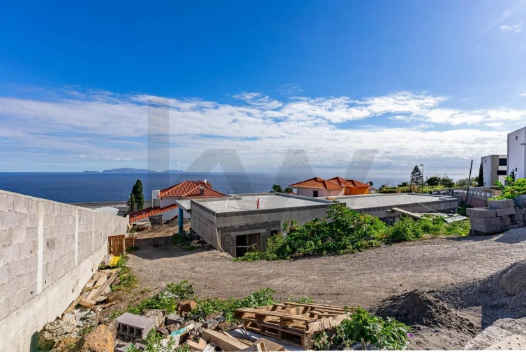 Moradia T3 para Venda em Agua de Pena Foto 2