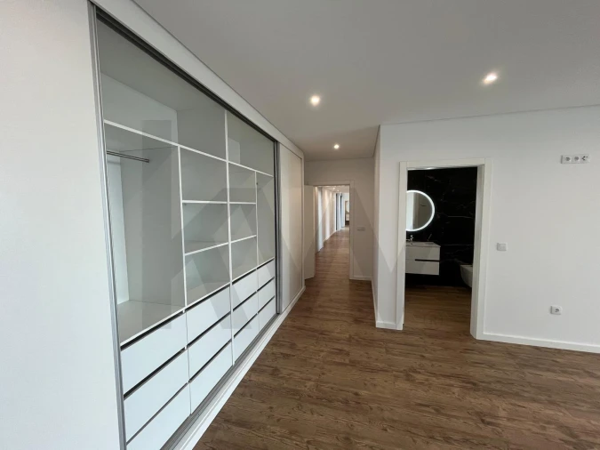 Moradia T3 para Venda em Agua de Pena Foto 22