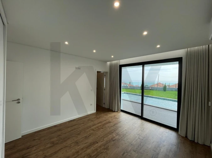 Moradia T3 para Venda em Agua de Pena Foto 25