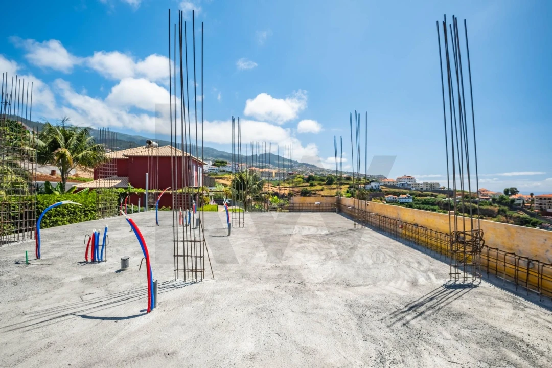 Moradia T3 para Venda em Arco da Calheta Foto 33