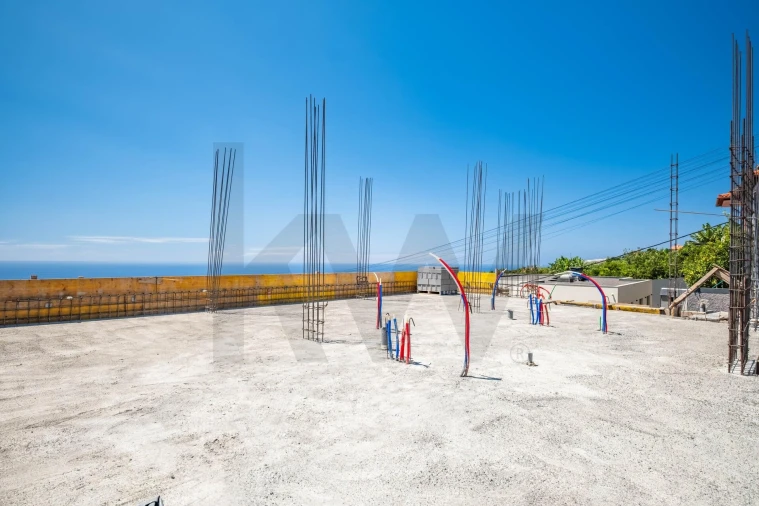 Moradia T3 para Venda em Arco da Calheta Foto 38