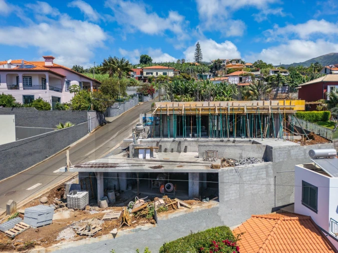 Moradia T3 para Venda em Arco da Calheta Foto 10