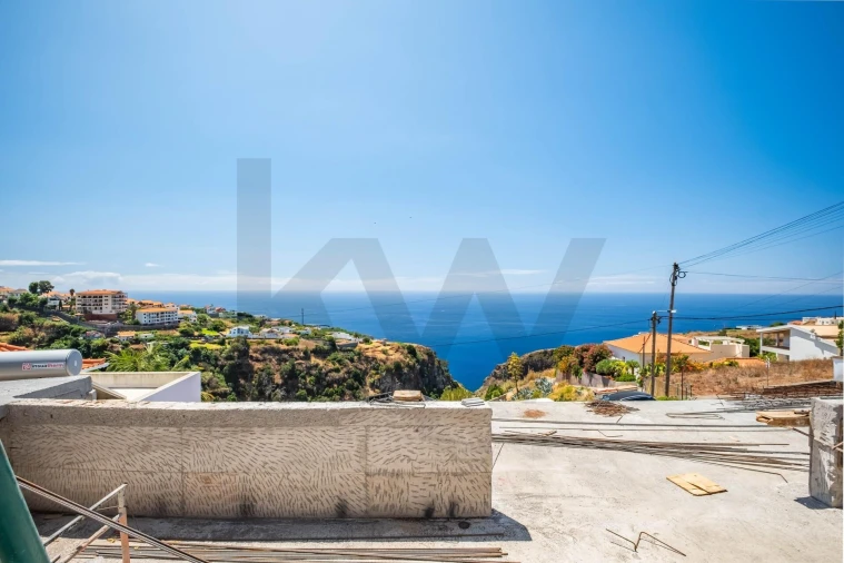 Moradia T3 para Venda em Arco da Calheta Foto 28