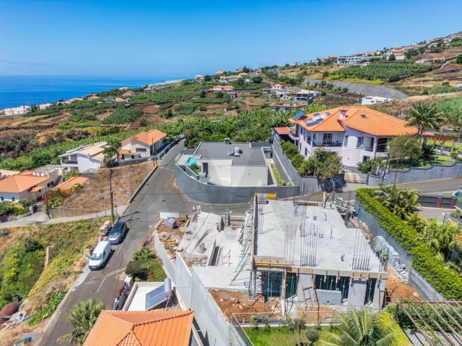 Moradia T3 para Venda em Arco da Calheta Foto 22