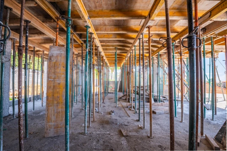 Moradia T3 para Venda em Arco da Calheta Foto 32