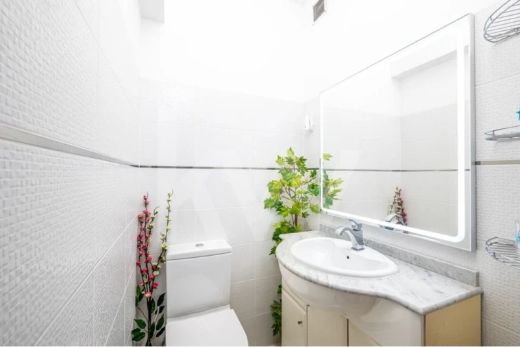 Moradia T4 para Venda em Alfragide Foto 14