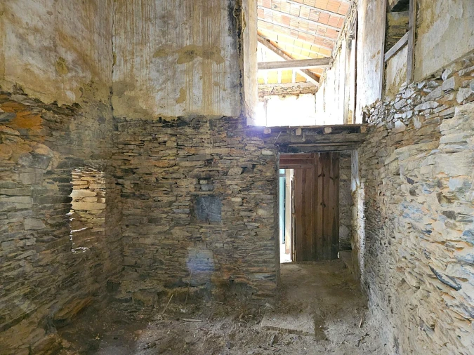 Moradia T3 para Venda em Sobral de São Miguel Foto 26