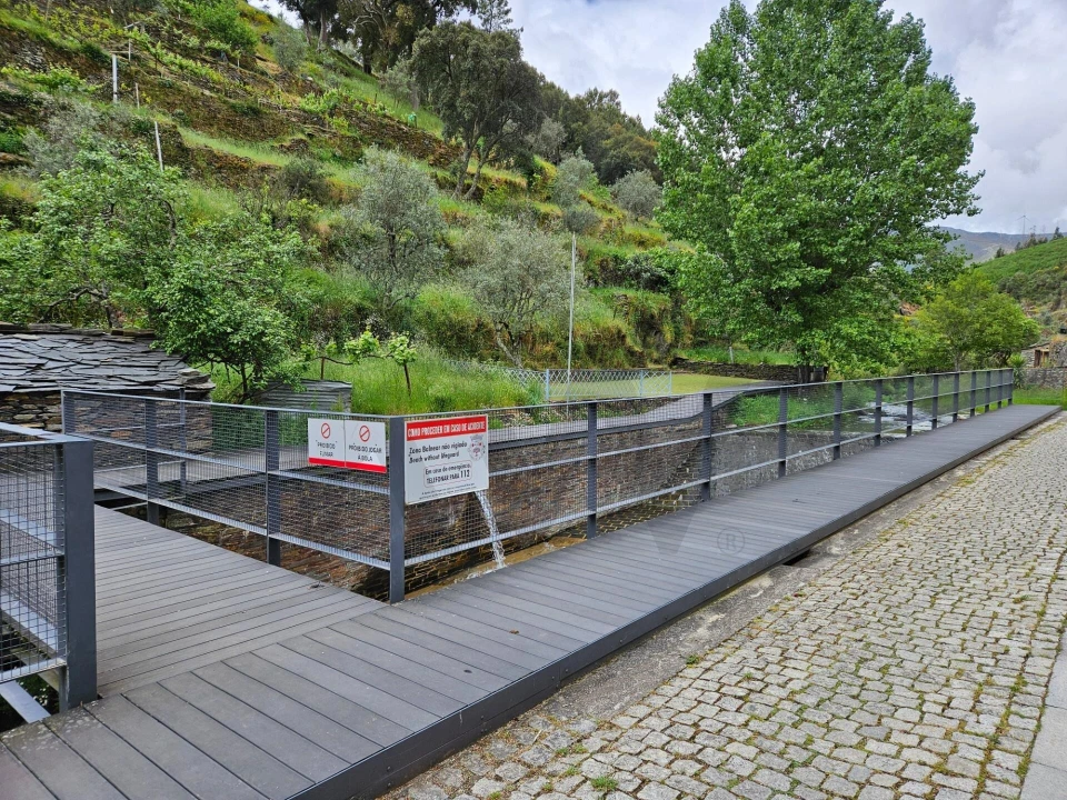 Moradia T3 para Venda em Sobral de São Miguel Foto 44