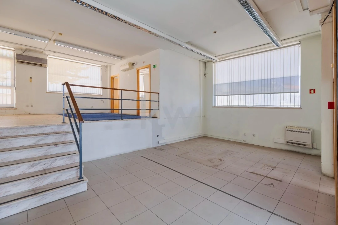 Loja para Venda em Caparica e Trafaria Foto 6