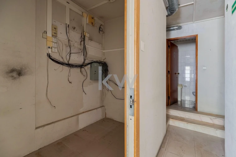 Loja para Venda em Caparica e Trafaria Foto 24