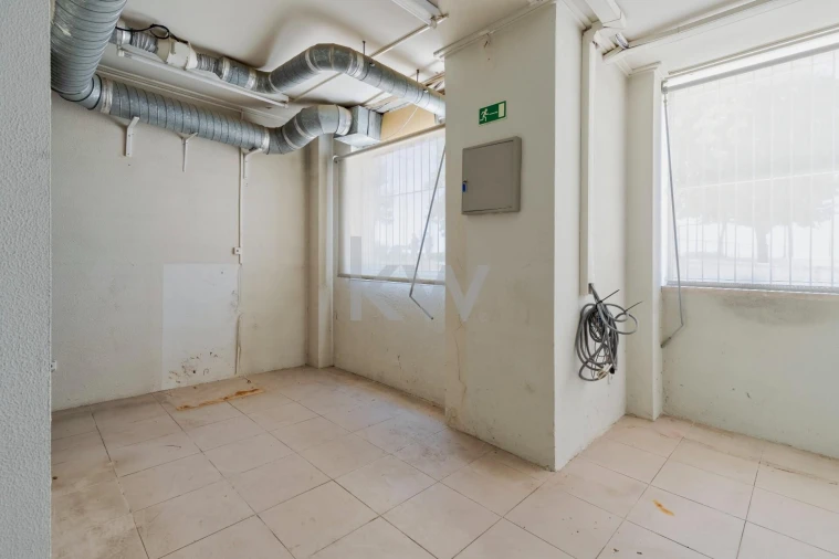 Loja para Venda em Caparica e Trafaria Foto 22