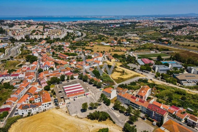 Loja para Venda em Caparica e Trafaria Foto 29