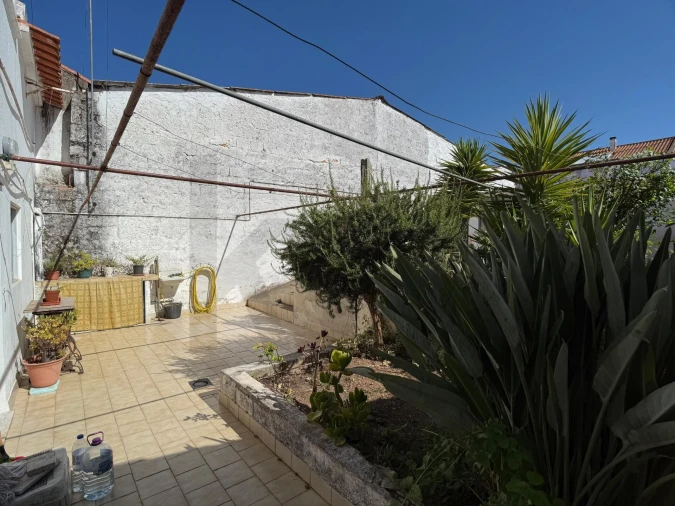 Moradia T4 para Venda em Alvalade Foto 7