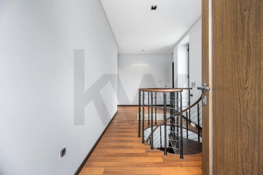 Moradia T2 para Venda em Lagares e Figueira Foto 10