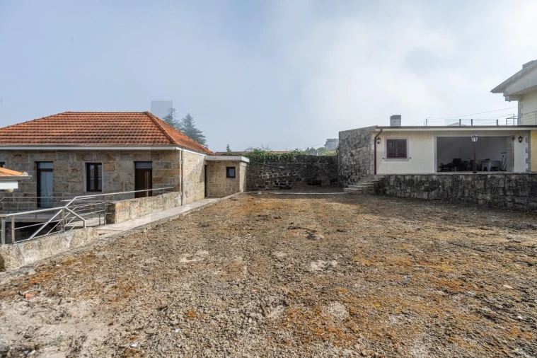 Moradia T2 para Venda em Lagares e Figueira Foto 28