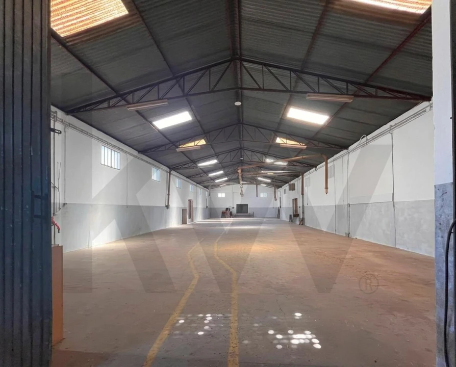 Armazém para Venda em Ulme Foto 4