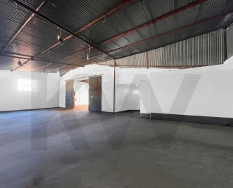 Armazém para Venda em Ulme