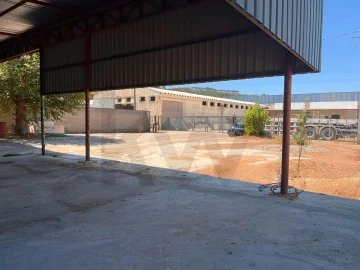 Armazém para Venda em Ulme