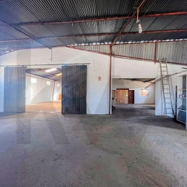 Armazém para Venda em Ulme