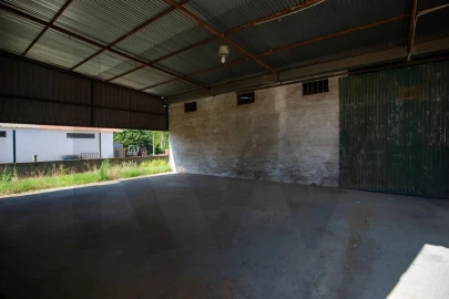 Armazém para Venda em Ulme