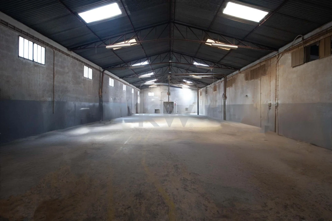 Armazém para Venda em Ulme Foto 6