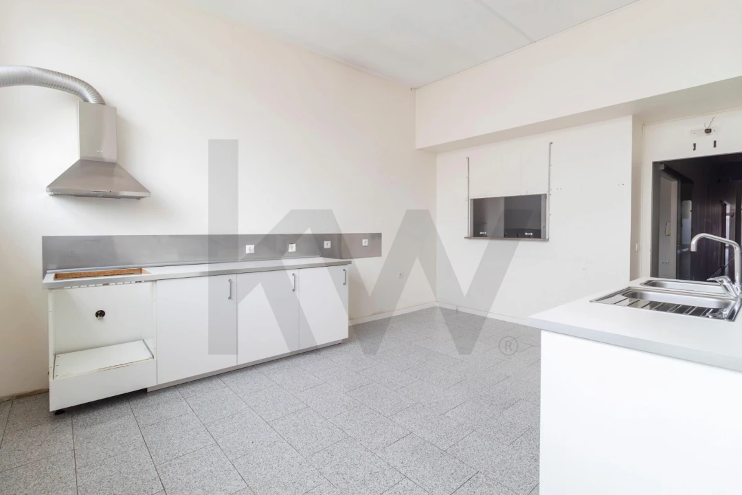 Loja para Arrendamento em Mafamude e Vilar do Paraíso Foto 25